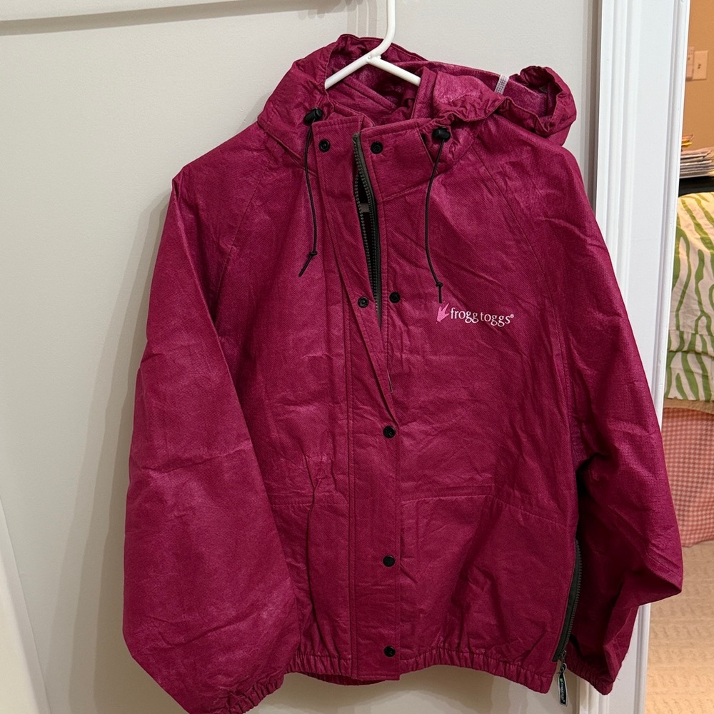 Frogg Toggs Women's Burgundy Raincoat